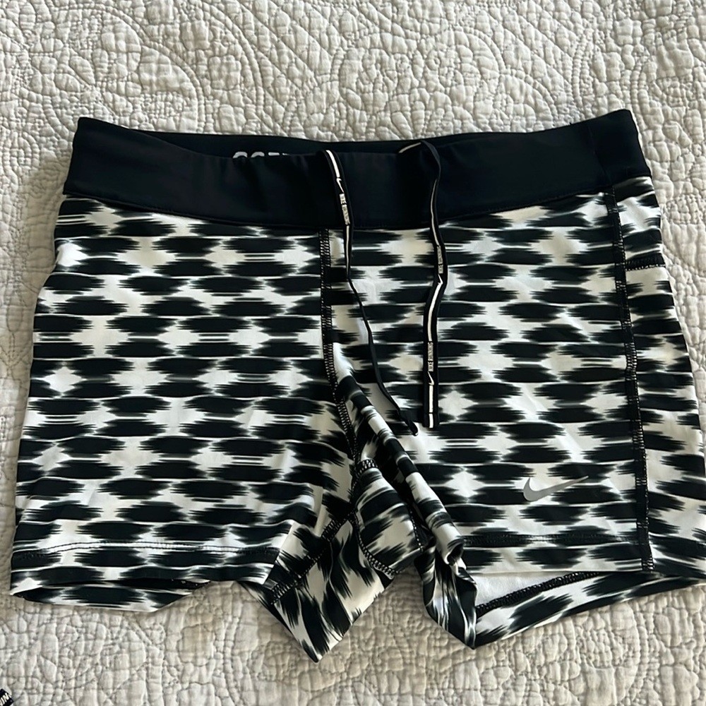 Nike compression running short